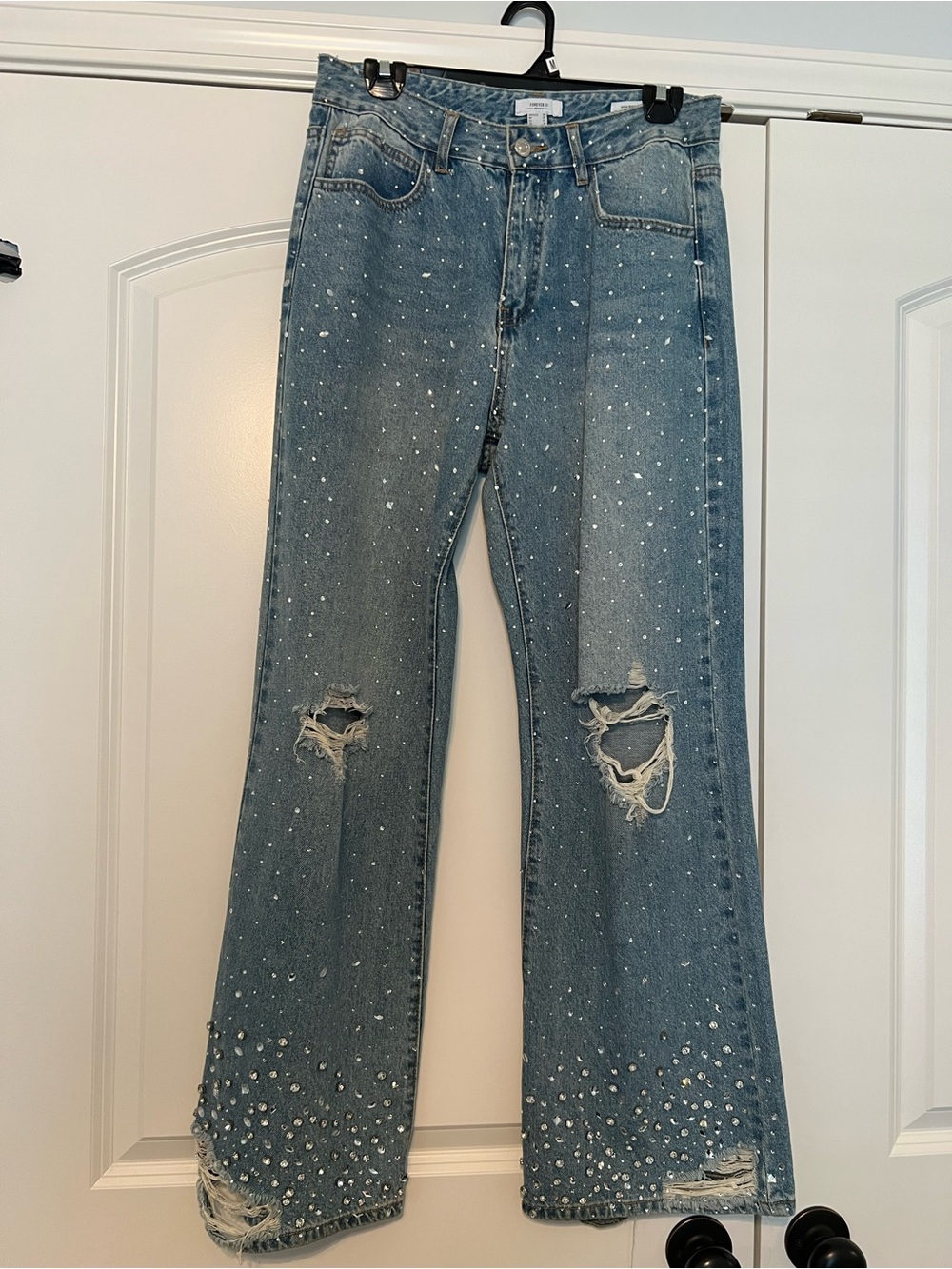 Women’s Distressed Light Blue Rhinestone Jeans